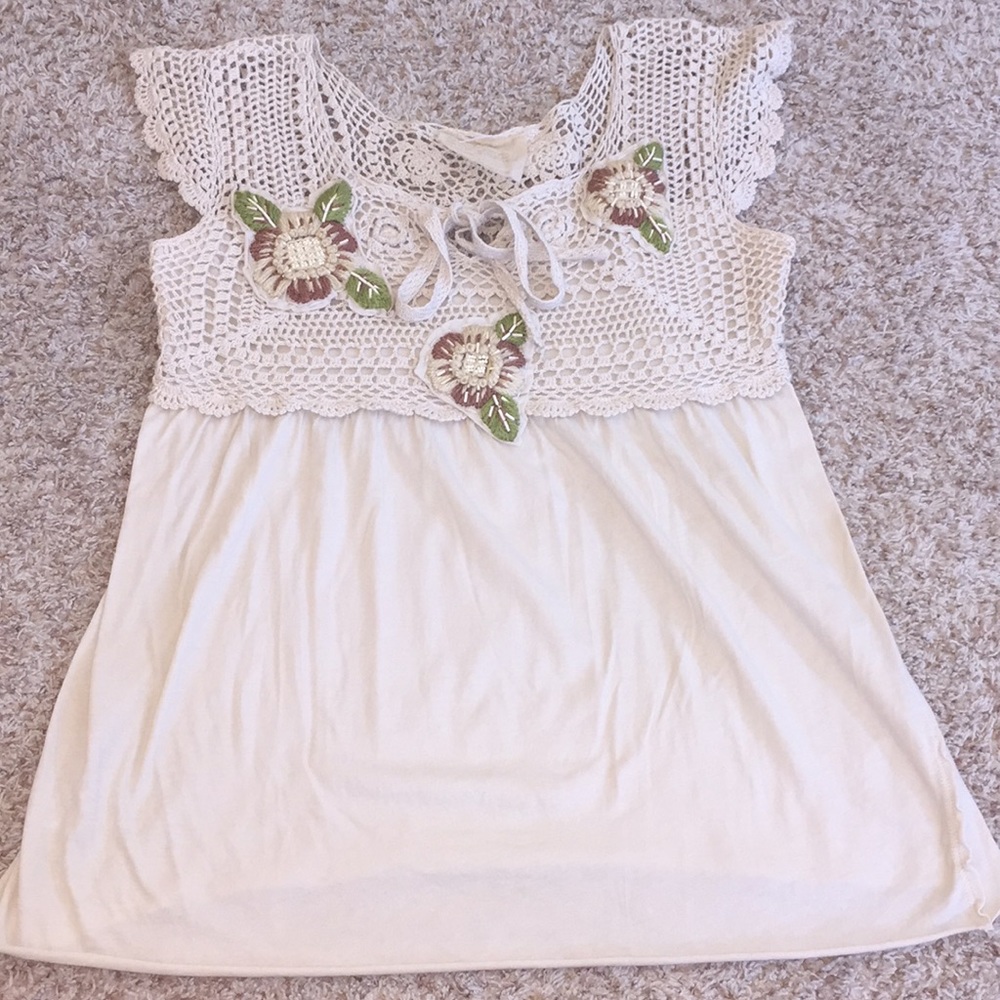 Johnny Was Joystick boho lined crochet bust floral appliqués